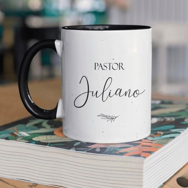 Caneca Preta Pastor